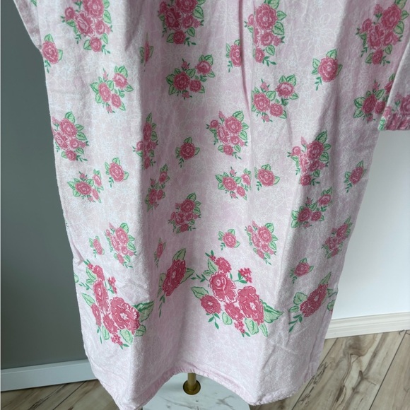 Vintage Floral Pink Nightgown - Picture 2 of 5